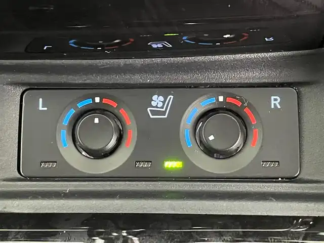 トヨタ アルファードハイブリット SR Cパッケージ 道央・札幌 2023(令5)年 2.9万km ホワイトパールクリスタルシャイン ・4WD/・ダブルサンルーフ/・衝突被害軽減ブレーキ/・レーンキープアシスト/・レーダークルーズコントロール/・オートハイビーム/・ブラインドスポットモニター/・コーナーセンサー/・純正ディスプレイオーディオ/【ナビ機能/フルセグ/BT/USB】/・バックカメラ/・両側パワースライドドア/・パワーバックドア/・シートヒーター&シートクーラー/・ステアリングヒーター/・デジタルインナーミラー
