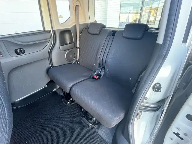 ホンダ Ｎ ＢＯＸ 2トーン カスタム G Aパッケージ 青森県 2015(平27)年 5.5万km プレミアムホワイトパール (株)IDOMが運営する【じしゃロン青森店】の自社ローン専用車両になりますこちらは現金、またはオートローンご利用時の価格です。自社ローンご希望の方は別途その旨お申付け下さい。/４WD/スマートキー/純正ナビ/ワンセグTV/バックカメラ/片側パワースライドドア/純正フロアマット