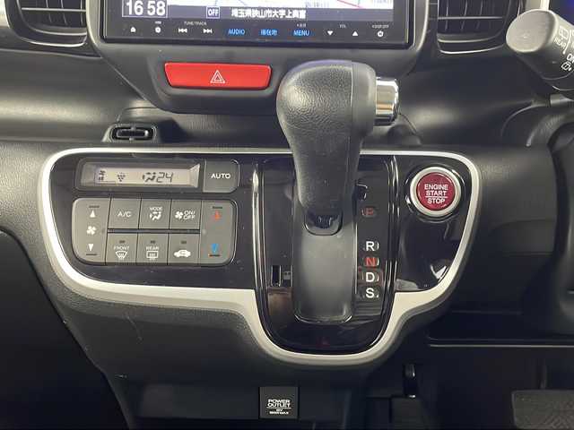 ホンダ Ｎ ＢＯＸ G ターボ Lパッケージ 埼玉県 2015(平27)年 5.3万km ブリリアントスポーティブルーメタリック2トーン 純正ナビ VXM-155VFEi/（ラジオ・CD・DVD・USB・Bluetooth・フルセグ・HDMI）/バックカメラ/ETC/両側パワースライドドア/プリクラッシュセーフティ/クルーズコントロール/横滑り防止装置/盗難防止装置/衝突軽減ブレーキ/ステアリングリモコン/プッシュスタート/パドルシフト/ロールサンシェード/純正フロアマット/純正ドアバイザー/純正アルミホイール