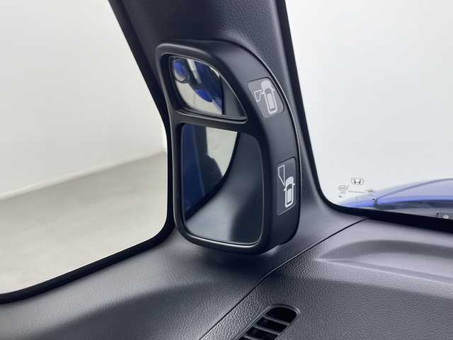 ホンダ Ｎ ＢＯＸ G ターボ Lパッケージ 埼玉県 2015(平27)年 5.3万km ブリリアントスポーティブルーメタリック2トーン 純正ナビ VXM-155VFEi/（ラジオ・CD・DVD・USB・Bluetooth・フルセグ・HDMI）/バックカメラ/ETC/両側パワースライドドア/プリクラッシュセーフティ/クルーズコントロール/横滑り防止装置/盗難防止装置/衝突軽減ブレーキ/ステアリングリモコン/プッシュスタート/パドルシフト/ロールサンシェード/純正フロアマット/純正ドアバイザー/純正アルミホイール