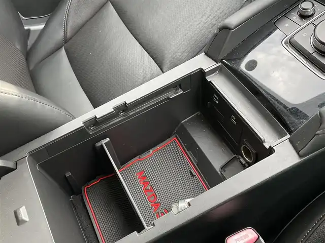 マツダ マツダ３セダン XD Lパッケージ 新潟県 2019(令1)年 3万km ソウルレッドクリスタルM 4WD/純正SDナビ/CD/DVD/BT/フルセグテレビ/SDミュージックサーバー/全方位カメラ/ETC/ドライブレコーダー/衝突被害軽減ブレーキ/レーンキープアシスト/レーダークルーズコントロール/革シート/運転席パワーシート/シートヒーター /ステアリングヒーター/ステアリングスイッチ/パドルシフト/コーナーセンサー/スマートキー/プッシュスタート/LEDヘッドライト/オートライト/オートハイビーム/純正18インチアルミホイール