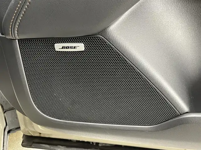 マツダ ＣＸ－５ XD Lパッケージ 愛知県 2022(令4)年 2.1万km ジルコンサンドメタリック 純正１０．２５型ナビ　フルセグＴＶ　Bluetooth　全方位カメラ　禁煙　黒革　シートヒーター　ハンドルヒーター　ＢＯＳＥサウンド　ワイヤレス充電　ＢＳＭ　ＨＵＤ　衝突軽減　追従クルコン　パワーシート　パワーバックドア　ＥＴＣ　/・地上デジタルＴＶチューナー（フルセグ）/・クルージング＆トラフィック・サポート、ワイヤレス充電（Ｑｉ）/・ボーズサウンドシステム（ＡＵＤＩＯＰＩＬＯＴ２＋Ｃｅｎｔｅｒｐｏｉｎｔ２）＋１０スピーカー