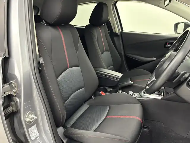 マツダ デミオ XD ツーリング 福岡県 2016(平28)年 4.4万km アルミニウムメタリック 純正７インチナビ／フルセグＴＶ／ＢＴ　/ＥＴＣ　/バックカメラ　/クルーズコントロール　/衝突軽減被害システム　/レーンキープ　/横滑り防止　/パドルシフト　/シートヒーター　/ＨＵＤ　/アイドリングストップ　/ＡＢＳ