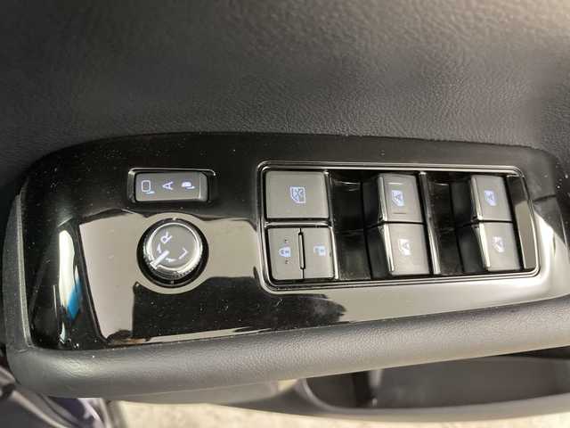 トヨタ アルファードハイブリット SR Cパッケージ 道央・札幌 2020(令2)年 5.5万km スパークリングブラックパールクリスタルシャイン ・4WD/・トヨタセーフティセンス/・レーダークルーズコントロール/・純正ナビ/・BT/CD/DVD/USB/フルセグTV/Miracast/・AppleCarPlay/AndroidAuto/・バックカメラ/・純正フリップダウンモニター/・MTモード付AT/・パワーバックドア/・両側パワースライドドア/・レザーシート/1.2列目パワーシート/・全席シートヒーター&ベンチレーション/・ステアリングスイッチ/ヒーター/・3眼LEDオートライト/オートマチックハイビーム/・プッシュスタート/スマートキー/・ETC2.0