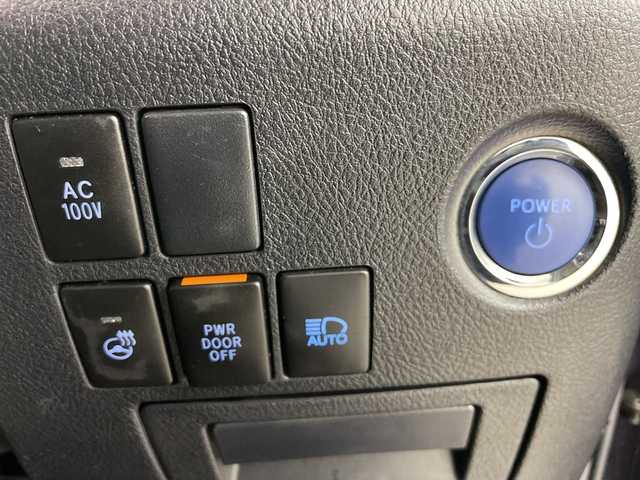 トヨタ アルファードハイブリット SR Cパッケージ 道央・札幌 2020(令2)年 5.5万km スパークリングブラックパールクリスタルシャイン ・4WD/・トヨタセーフティセンス/・レーダークルーズコントロール/・純正ナビ/・BT/CD/DVD/USB/フルセグTV/Miracast/・AppleCarPlay/AndroidAuto/・バックカメラ/・純正フリップダウンモニター/・MTモード付AT/・パワーバックドア/・両側パワースライドドア/・レザーシート/1.2列目パワーシート/・全席シートヒーター&ベンチレーション/・ステアリングスイッチ/ヒーター/・3眼LEDオートライト/オートマチックハイビーム/・プッシュスタート/スマートキー/・ETC2.0