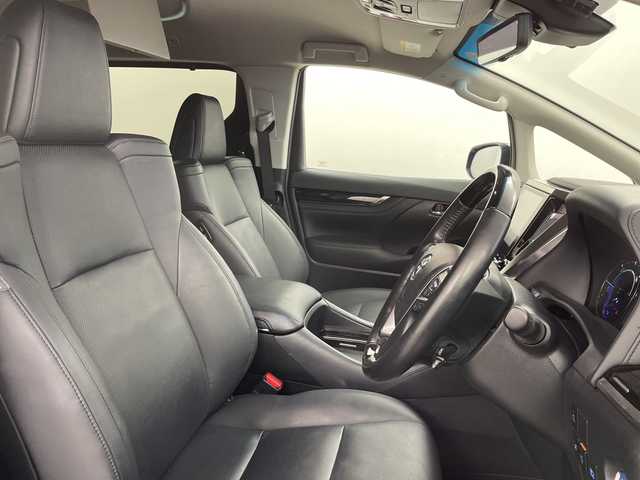 トヨタ アルファードハイブリット SR Cパッケージ 道央・札幌 2020(令2)年 5.5万km スパークリングブラックパールクリスタルシャイン ・4WD/・トヨタセーフティセンス/・レーダークルーズコントロール/・純正ナビ/・BT/CD/DVD/USB/フルセグTV/Miracast/・AppleCarPlay/AndroidAuto/・バックカメラ/・純正フリップダウンモニター/・MTモード付AT/・パワーバックドア/・両側パワースライドドア/・レザーシート/1.2列目パワーシート/・全席シートヒーター&ベンチレーション/・ステアリングスイッチ/ヒーター/・3眼LEDオートライト/オートマチックハイビーム/・プッシュスタート/スマートキー/・ETC2.0