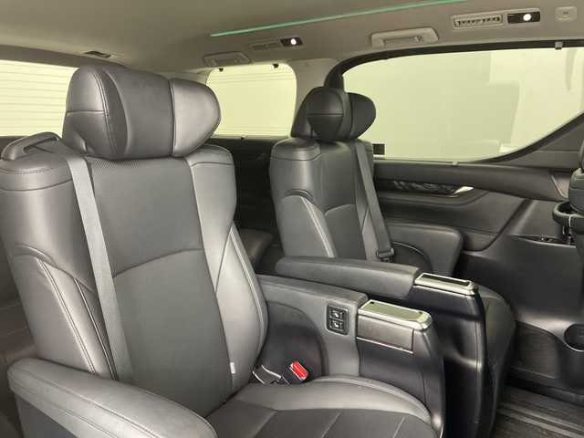 トヨタ アルファードハイブリット SR Cパッケージ 道央・札幌 2020(令2)年 5.5万km スパークリングブラックパールクリスタルシャイン ・4WD/・トヨタセーフティセンス/・レーダークルーズコントロール/・純正ナビ/・BT/CD/DVD/USB/フルセグTV/Miracast/・AppleCarPlay/AndroidAuto/・バックカメラ/・純正フリップダウンモニター/・MTモード付AT/・パワーバックドア/・両側パワースライドドア/・レザーシート/1.2列目パワーシート/・全席シートヒーター&ベンチレーション/・ステアリングスイッチ/ヒーター/・3眼LEDオートライト/オートマチックハイビーム/・プッシュスタート/スマートキー/・ETC2.0