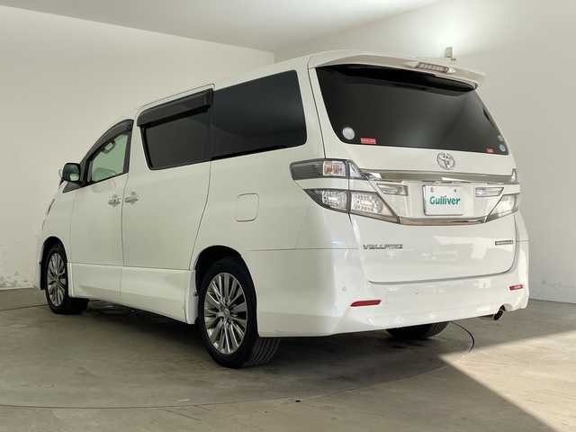 トヨタ ヴェルファイア 2．4Z ゴールデンアイズⅡ 兵庫県 2014(平26)年 9.2万km ホワイトパールクリスタルシャイン ・アルパイン製9インチナビ＆フルセグ＆BT＆DVD/・バックカメラ/・アルパイン製フリップダウンモニター/・両側パワースライドドア/・コーナーセンサー/・ハーフレザーシート/・純正18インチアルミホイール/・スマートキー/・スペアキー/・プッシュスタート/・フロアマット/・2列目オットマン/・カロッツェリア製スピーカー/・パワーバックドア/・電動格納ミラー/・LEDヘッドライト/・オートライト