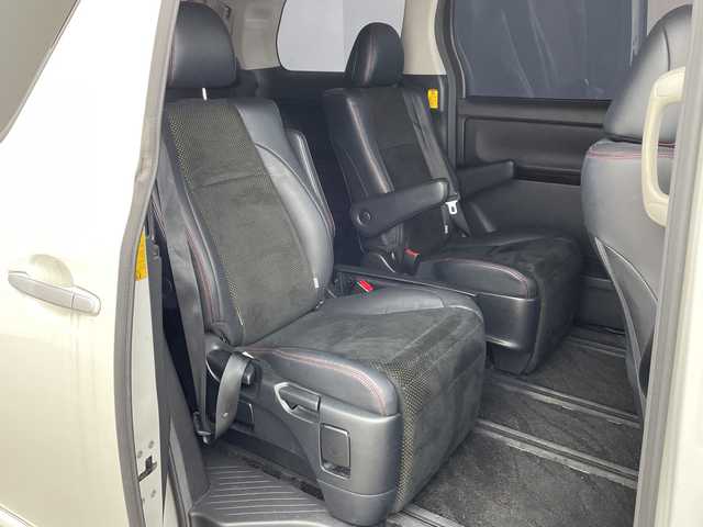 トヨタ ヴェルファイア 2．4Z ゴールデンアイズⅡ 兵庫県 2014(平26)年 9.2万km ホワイトパールクリスタルシャイン ・アルパイン製9インチナビ＆フルセグ＆BT＆DVD/・バックカメラ/・アルパイン製フリップダウンモニター/・両側パワースライドドア/・コーナーセンサー/・ハーフレザーシート/・純正18インチアルミホイール/・スマートキー/・スペアキー/・プッシュスタート/・フロアマット/・2列目オットマン/・カロッツェリア製スピーカー/・パワーバックドア/・電動格納ミラー/・LEDヘッドライト/・オートライト