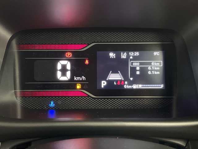 スズキ スペーシア カスタム HYBRID XS 新潟県 2025(令7)年 0.1千km ピュアホワイトパール/ブラック2トーン 4WD/禁煙車/スズキコネクトナビ/（BT/FM/AM/フルセグTV)/全周囲カメラ/ステアリングスイッチ/ステアリングヒーター/ハーフレザーシート/シートヒーター/両側パワースライドドア/ヘッドアップディスプレイ/電格ミラー/ウィンカーミラー/ヘッドライトレベライザー/取扱説明書/保証書/点検記録簿