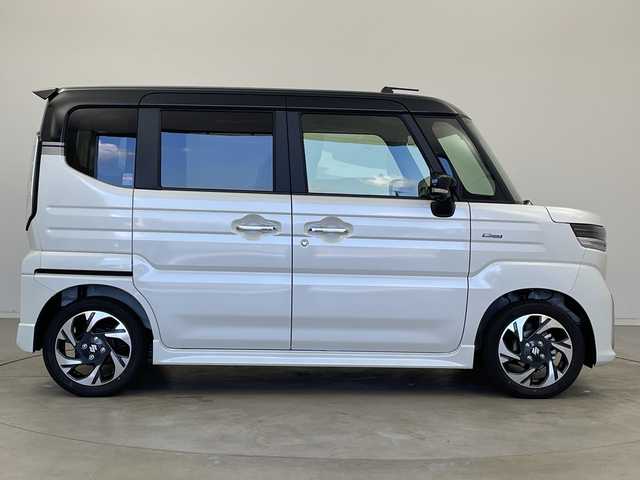 スズキ スペーシア カスタム HYBRID XS 新潟県 2025(令7)年 0.1千km ピュアホワイトパール/ブラック2トーン 4WD/禁煙車/スズキコネクトナビ/（BT/FM/AM/フルセグTV)/全周囲カメラ/ステアリングスイッチ/ステアリングヒーター/ハーフレザーシート/シートヒーター/両側パワースライドドア/ヘッドアップディスプレイ/電格ミラー/ウィンカーミラー/ヘッドライトレベライザー/取扱説明書/保証書/点検記録簿