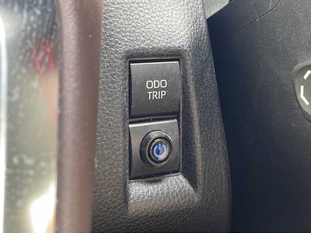 トヨタ ハリアー ハイブリッド Z レザーパッケージ 島根県 2020(令2)年 18.9万km ホワイトパールクリスタルシャイン ワンオーナー/JBLプレミアムサウンド/純正12.3インチディスプレイオーディオ/・Bluetooth/フルセグ/レザーシート/パワーシート/Toyota Safety Sense/・プリクラッシュセーフティ/・レーンディパーチャーアラート/・オートハイビーム/・レーダークルーズコントロール/・ブラインドスポットモニター/調光パノラマルーフ/レザーシート/全方位カメラ/インテリジェントルームミラー/ドライブレコーダー