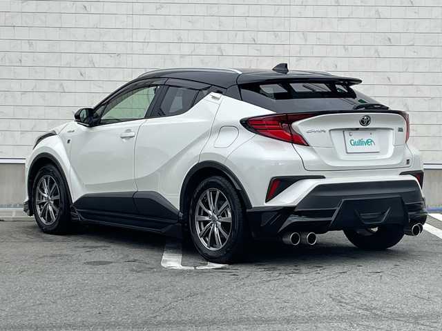 トヨタ Ｃ－ＨＲ S GRスポーツ 山形県 2020(令2)年 8.7万km ブラック/ホワイトパールクリスタルシャイン 2トーン 禁煙車/純正オーディオナビ(AM/FM/TV/BT/Miracast/USB)/Toyota Safety Sense/・プリクラッシュセーフティー/・レーントレーシングアシスト/・オートマチックハイビーム/・レーダークルーズコントロール/・ロードサインアシスト/先行車発進告知機能/ブラインドスポットモニター/車両接近通報装置/ドライブスタートコントロール/GRスポーツ専用エクステリア/シートヒーター(D/N席)/ビルトインETC/ドライブレコーダー(前方)/スペアキー(1本)/純正19インチAW積込(サマータイヤ)