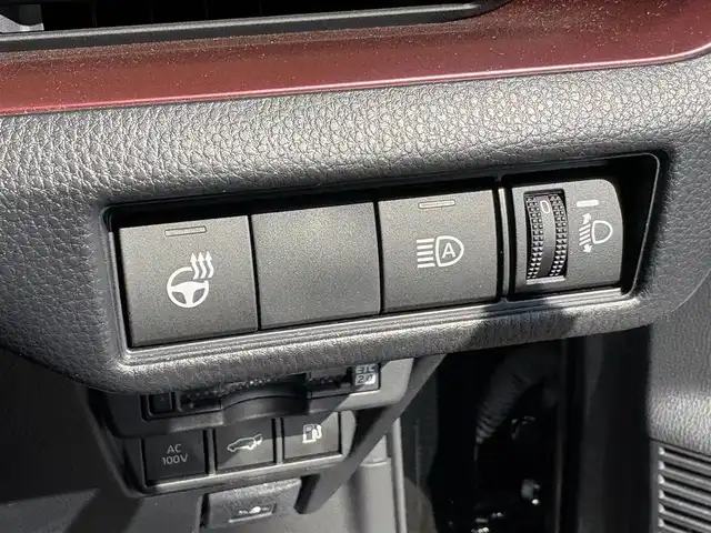 トヨタ プリウス Z 大分県 2023(令5)年 3.2万km アティチュードブラックマイカ ・純正ナビ(BT/Miracast/USB)/・全方位カメラ/・フルセグテレビ/・純正プレミアムスピーカー/・AC100V/・レーダークルーズコントロール/・プリクラッシュセーフティ/・ブラインドスポットモニター/・ETC2.0/・パワーシート/・シートメモリー/・デジタルインナーミラー/・ステアリングヒーター/・オートハイビーム/・パーキングアシスト/・ブレーキホールド/・電動リアゲート/・スマートキー/・純正アルミホイール