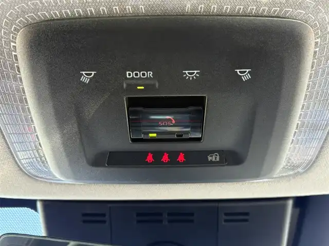 トヨタ プリウス Z 大分県 2023(令5)年 3.2万km アティチュードブラックマイカ ・純正ナビ(BT/Miracast/USB)/・全方位カメラ/・フルセグテレビ/・純正プレミアムスピーカー/・AC100V/・レーダークルーズコントロール/・プリクラッシュセーフティ/・ブラインドスポットモニター/・ETC2.0/・パワーシート/・シートメモリー/・デジタルインナーミラー/・ステアリングヒーター/・オートハイビーム/・パーキングアシスト/・ブレーキホールド/・電動リアゲート/・スマートキー/・純正アルミホイール