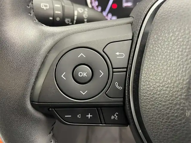 トヨタ ＲＡＶ４ アドベンチャー 富山県 2021(令3)年 4.8万km アティチュードブラックマイカ 純正9型ディスプレイオーディオ（AM/FM/BT/USB）/フルセグTV/バックカメラ/前後ドライブレコーダー/ETC/レザーシート/D席パワーシート/D/N席シートヒーター/D/N席シートベンチレーション/衝突被害軽減システム/レーダークルーズコントロール/レーンキープアシスト/横滑り防止装置/ダウンヒルアシストコントロール/純正アルミホイール/純正フロアマット/オートLEDライト/オートマチックハイビーム/フォグライト/ハンドルヒーター/オートホールド付電子パーキング