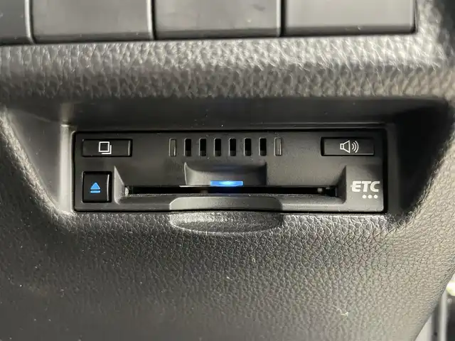 トヨタ ＲＡＶ４ アドベンチャー 富山県 2021(令3)年 4.8万km アティチュードブラックマイカ 純正9型ディスプレイオーディオ（AM/FM/BT/USB）/フルセグTV/バックカメラ/前後ドライブレコーダー/ETC/レザーシート/D席パワーシート/D/N席シートヒーター/D/N席シートベンチレーション/衝突被害軽減システム/レーダークルーズコントロール/レーンキープアシスト/横滑り防止装置/ダウンヒルアシストコントロール/純正アルミホイール/純正フロアマット/オートLEDライト/オートマチックハイビーム/フォグライト/ハンドルヒーター/オートホールド付電子パーキング