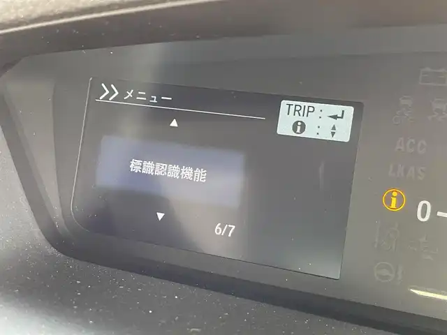 車両画像10