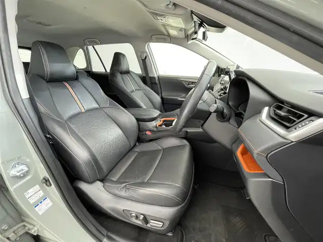 トヨタ ＲＡＶ４ アドベンチャー 滋賀県 2020(令2)年 5万km アーバンカーキ 純正ディスプレイオーディオ/・Bluetooth/USB/FM/AM/電動リアゲート/ステアリングヒーター/シートヒーター/エアーシート/オートマチックハイビーム/純正１９AW/前後ドライブレコーダー/ビルトインETC/プッシュスタート/スマートキー