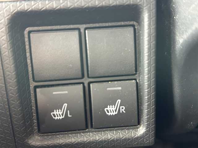 ダイハツ タント カスタム RS セレクション 長崎県 2020(令2)年 5万km ブラックマイカメタリック スマートアシストIII/レーダークルーズコントロール/コーナーセンサー/純正9インチナビ/・バックカメラ/・フルセグTV/BT/CD/DVD/純正ドラレコ(DRN-H70N)/ハーフレザーシート/前席シートヒーター/両側パワースライドドア/純正15インチAW/アイドリングストップ/LEDヘッドライト/フォグランプ/オートライト/プッシュスタート/ETC/電動格納ミラー/フロアマット/ドアバイザー/スペアキー×１/保証書/取扱説明書