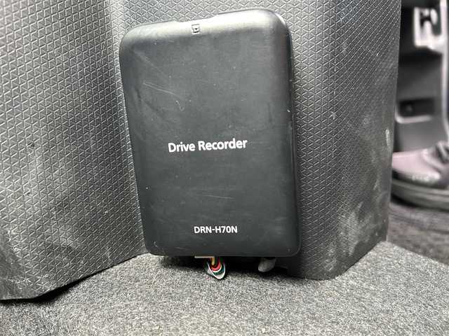 ダイハツ タント カスタム RS セレクション 長崎県 2020(令2)年 5万km ブラックマイカメタリック スマートアシストIII/レーダークルーズコントロール/コーナーセンサー/純正9インチナビ/・バックカメラ/・フルセグTV/BT/CD/DVD/純正ドラレコ(DRN-H70N)/ハーフレザーシート/前席シートヒーター/両側パワースライドドア/純正15インチAW/アイドリングストップ/LEDヘッドライト/フォグランプ/オートライト/プッシュスタート/ETC/電動格納ミラー/フロアマット/ドアバイザー/スペアキー×１/保証書/取扱説明書