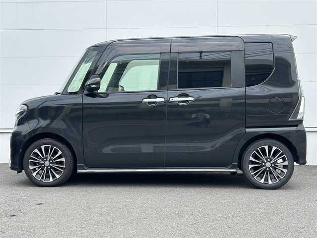 ダイハツ タント カスタム RS セレクション 長崎県 2020(令2)年 5万km ブラックマイカメタリック スマートアシストIII/レーダークルーズコントロール/コーナーセンサー/純正9インチナビ/・バックカメラ/・フルセグTV/BT/CD/DVD/純正ドラレコ(DRN-H70N)/ハーフレザーシート/前席シートヒーター/両側パワースライドドア/純正15インチAW/アイドリングストップ/LEDヘッドライト/フォグランプ/オートライト/プッシュスタート/ETC/電動格納ミラー/フロアマット/ドアバイザー/スペアキー×１/保証書/取扱説明書