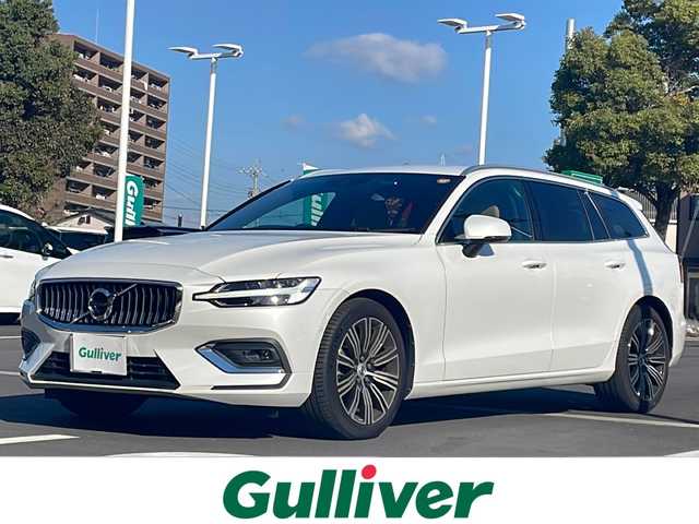 ボルボ Ｖ６０ B5 インスクリプション 愛知県 2022(令4)年 3.3万km パール ハーマンカードンサウンド/タンレザーシート/エアシート/シートヒーター/レーダークルーズ/純正ナビ/バックカメラ
