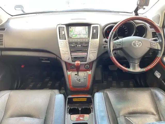 トヨタ ハリアー 240G プレミアム Lパッケージ 埼玉県 2008(平20)年 16.8万km ブラック 純正HDDナビ/車外カメラ（フロント、サイド）/社外18インチアルミホイール/パワーシート/シートヒーター/ETC