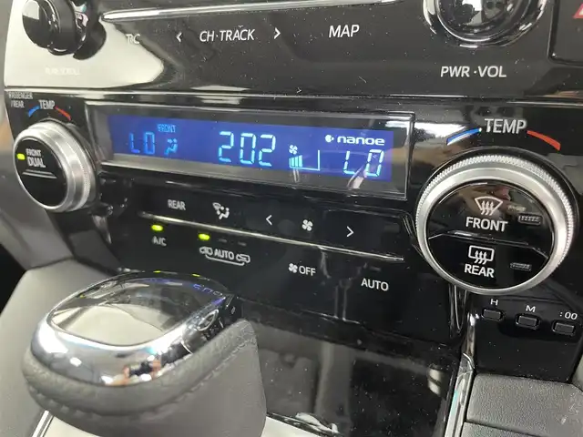 トヨタ アルファード S Cパッケージ 富山県 2022(令4)年 1.9万km ホワイトパールクリスタルシャイン サンルーフ/モデリスタエアロ/純正ディスプレイオーディオ（AM/FM/BT/USB）/バックカメラ/両側パワースライドドア/パワーバックドア/レザーシート/D/N席パワーシート/D席メモリシート/シートヒーター/シートベンチレーション/ハンドルヒーター/デジタルインナーミラー/ブラインドスポットモニター/衝突被害軽減システム/レーダークルーズコントロール/レーンキープアシスト/コーナーセンサー/横滑り防止装置/純正アルミホイール/社外フロアマット/オートLEDライト/オートマチックハイビーム/オートホールド付電子パーキング/スマートキー/スペアキー