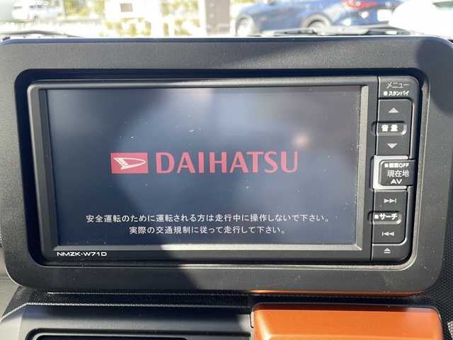 ダイハツ タフト G 山梨県 2021(令3)年 3.8万km サンドベージュメタリック ４WD/ガラスルーフ/純正ナビ　/全周囲カメラ　/フルセグ　/Ｂｌｕｅｔｏｏｔｈ接続　/ＥＴＣ　/ドライブレコーダー　/衝突軽減装置　/革巻きステアリング　/オートライト　/オートエアコン　/前席シートヒーター