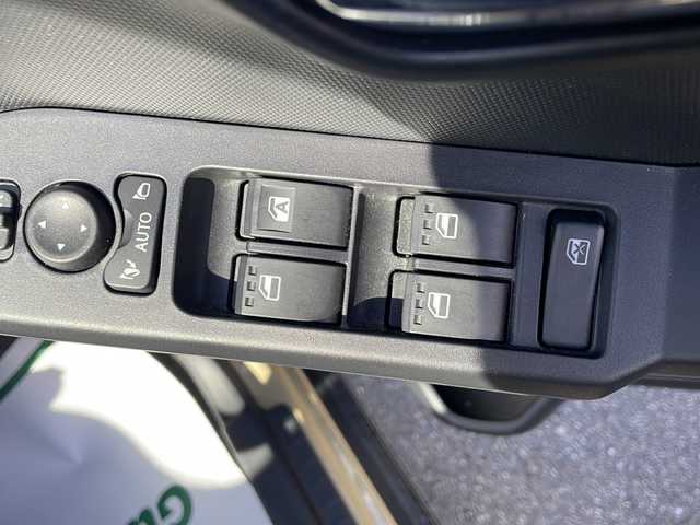 ダイハツ タフト G 山梨県 2021(令3)年 3.8万km サンドベージュメタリック ４WD/ガラスルーフ/純正ナビ　/全周囲カメラ　/フルセグ　/Ｂｌｕｅｔｏｏｔｈ接続　/ＥＴＣ　/ドライブレコーダー　/衝突軽減装置　/革巻きステアリング　/オートライト　/オートエアコン　/前席シートヒーター