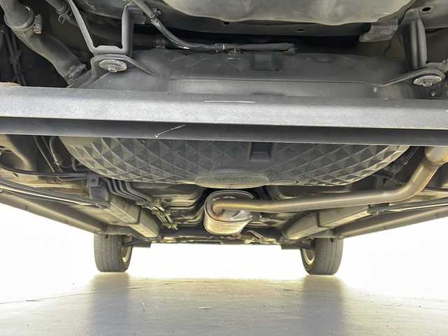 ダイハツ キャスト アクティバ X SAⅡ 栃木県 2017(平29)年 6.8万km パールホワイトⅢ スマートアシストII/・衝突回避支援ブレーキ/・車線逸脱警報/・誤発進抑制制御/・先行車発進お知らせ/・衝突警報/純正ナビ/CD/AM/FM/DVD/フルセグTV/Bluetooth/純正フロアマット/純正ドアバイザー/オートライト/ライトレベライザー/スマートキー/プッシュスタート/ドラレコ