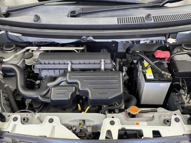 ダイハツ キャスト アクティバ X SAⅡ 栃木県 2017(平29)年 6.8万km パールホワイトⅢ スマートアシストII/・衝突回避支援ブレーキ/・車線逸脱警報/・誤発進抑制制御/・先行車発進お知らせ/・衝突警報/純正ナビ/CD/AM/FM/DVD/フルセグTV/Bluetooth/純正フロアマット/純正ドアバイザー/オートライト/ライトレベライザー/スマートキー/プッシュスタート/ドラレコ