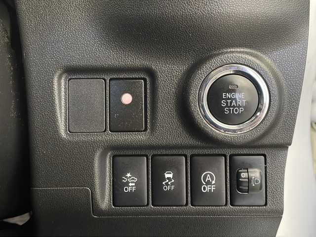 ダイハツ キャスト アクティバ X SAⅡ 栃木県 2017(平29)年 6.8万km パールホワイトⅢ スマートアシストII/・衝突回避支援ブレーキ/・車線逸脱警報/・誤発進抑制制御/・先行車発進お知らせ/・衝突警報/純正ナビ/CD/AM/FM/DVD/フルセグTV/Bluetooth/純正フロアマット/純正ドアバイザー/オートライト/ライトレベライザー/スマートキー/プッシュスタート/ドラレコ