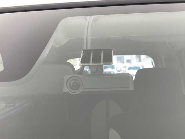 ダイハツ キャスト アクティバ X SAⅡ 栃木県 2017(平29)年 6.8万km パールホワイトⅢ スマートアシストII/・衝突回避支援ブレーキ/・車線逸脱警報/・誤発進抑制制御/・先行車発進お知らせ/・衝突警報/純正ナビ/CD/AM/FM/DVD/フルセグTV/Bluetooth/純正フロアマット/純正ドアバイザー/オートライト/ライトレベライザー/スマートキー/プッシュスタート/ドラレコ