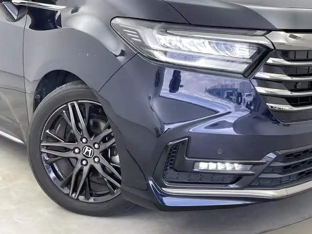 ホンダ オデッセイ ハイブリッド e:HEVアブソルート EX 新潟県 2021(令3)年 6.1万km プレミアムヴィーナスブラックP メーカー純正ナビ/(CD.DVD.SD.フルセグ.Bluetooth)/全方位カメラ/ホンダセンシング/レーダークルーズコントロール/レーンキープアシスト/ブラインドスポットモニター/LEDオートライト/両側パワースライドドア/前後ドライブレコーダー/ハーフレザーシート/前席シートヒーター/ビルトインETC2.0/プッシュスタート/スマートキー/純正フロアマット