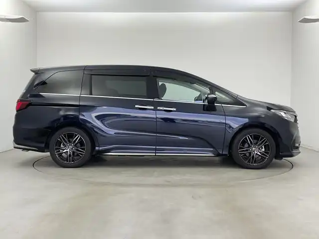 ホンダ オデッセイ ハイブリッド e:HEVアブソルート EX 新潟県 2021(令3)年 6.1万km プレミアムヴィーナスブラックP メーカー純正ナビ/(CD.DVD.SD.フルセグ.Bluetooth)/全方位カメラ/ホンダセンシング/レーダークルーズコントロール/レーンキープアシスト/ブラインドスポットモニター/LEDオートライト/両側パワースライドドア/前後ドライブレコーダー/ハーフレザーシート/前席シートヒーター/ビルトインETC2.0/プッシュスタート/スマートキー/純正フロアマット