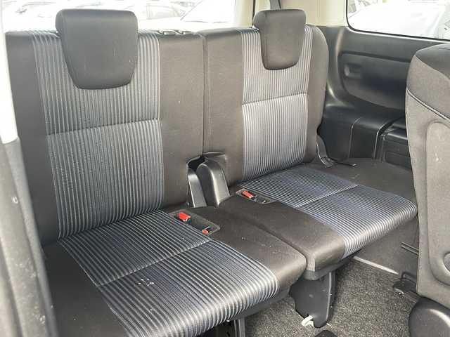 トヨタ ヴォクシー ZS 神奈川県 2014(平26)年 10万km ホワイトパールクリスタルシャイン 純正ナビ/（CD/DVD/AM/FM/SD/USB/AUX/BT/フルセグTV)/バックカメラ/前方ドライブレコーダー/ETC/左側パワースライドドア/右側スライドドア/プッシュスタート/横滑り防止装置/盗難防止装置/ブレーキアシスト/トラクションコントロール/ABS/アイドリングストップ/純正フロアマット/純正アルミホイール/スペアキー×１/保証書/取扱説明書