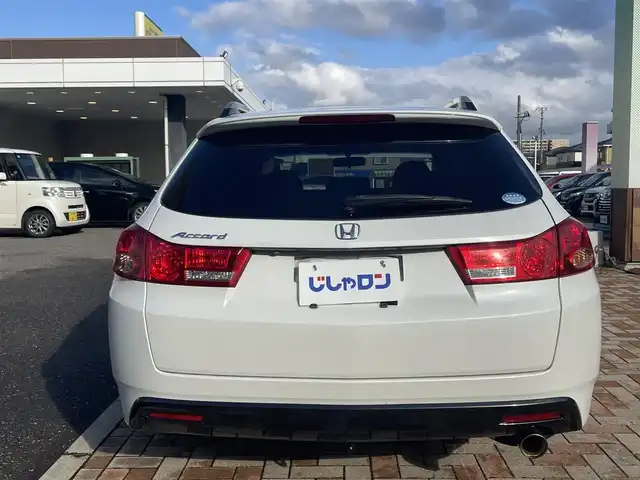 ホンダ アコード ツアラー 20TL インターナビパッケージ 新潟県 2012(平24)年 7.8万km ホワイトオーキッドパール (株)IDOMが運営する【じしゃロン新潟店】の自社ローン専用車両になります。/こちらは現金またはオートローンご利用時の価格です。自社ローンご希望の方は別途その旨お申付け下さい/スマートキー/スペアキー１本付/クルーズコントロール/純正ナビ/ワンセグテレビ（走行時視聴不可）/CD、DVD、AM、FM視聴可能/バックカメラ/ETC/純正フロアマット/純正AW/本革巻きステアリング/ウインカーミラー/キセノンヘッドランプ
