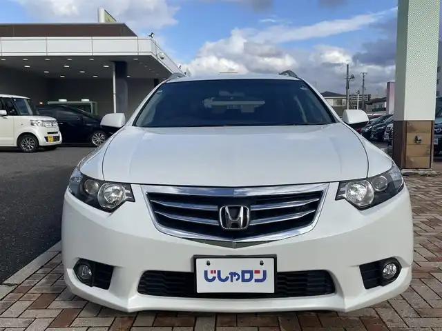 ホンダ アコード ツアラー 20TL インターナビパッケージ 新潟県 2012(平24)年 7.8万km ホワイトオーキッドパール (株)IDOMが運営する【じしゃロン新潟店】の自社ローン専用車両になります。/こちらは現金またはオートローンご利用時の価格です。自社ローンご希望の方は別途その旨お申付け下さい/スマートキー/スペアキー１本付/クルーズコントロール/純正ナビ/ワンセグテレビ（走行時視聴不可）/CD、DVD、AM、FM視聴可能/バックカメラ/ETC/純正フロアマット/純正AW/本革巻きステアリング/ウインカーミラー/キセノンヘッドランプ