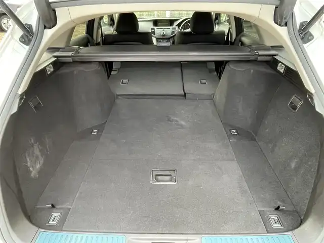 ホンダ アコード ツアラー 20TL インターナビパッケージ 新潟県 2012(平24)年 7.8万km ホワイトオーキッドパール (株)IDOMが運営する【じしゃロン新潟店】の自社ローン専用車両になります。/こちらは現金またはオートローンご利用時の価格です。自社ローンご希望の方は別途その旨お申付け下さい/スマートキー/スペアキー１本付/クルーズコントロール/純正ナビ/ワンセグテレビ（走行時視聴不可）/CD、DVD、AM、FM視聴可能/バックカメラ/ETC/純正フロアマット/純正AW/本革巻きステアリング/ウインカーミラー/キセノンヘッドランプ