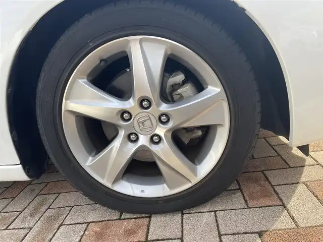 ホンダ アコード ツアラー 20TL インターナビパッケージ 新潟県 2012(平24)年 7.8万km ホワイトオーキッドパール (株)IDOMが運営する【じしゃロン新潟店】の自社ローン専用車両になります。/こちらは現金またはオートローンご利用時の価格です。自社ローンご希望の方は別途その旨お申付け下さい/スマートキー/スペアキー１本付/クルーズコントロール/純正ナビ/ワンセグテレビ（走行時視聴不可）/CD、DVD、AM、FM視聴可能/バックカメラ/ETC/純正フロアマット/純正AW/本革巻きステアリング/ウインカーミラー/キセノンヘッドランプ