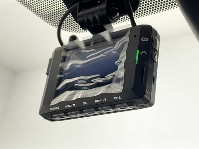 トヨタ アルファード Z 千葉県 2023(令5)年 0.7万km ブラック 純正ナビ/AM/FM/BT/フルセグTV/純正フリップダウンモニター/モデリスタフルエアロ/レーダークルーズコントロール/レーンキープアシスト/プリクラッシュセーフティ/クリアランスソナー/先行車発進お知らせ/ロードサインアシスト/ブラインドスポットモニタリング/オートホールド/オートハイビーム/両側パワースライドドア/パワーバックドア/ワイヤレス充電/デジタルインナーミラー/ステアリングヒーター/シートヒーター＆シートベンチレーション/ビルトインETC/LEDヘッドライト