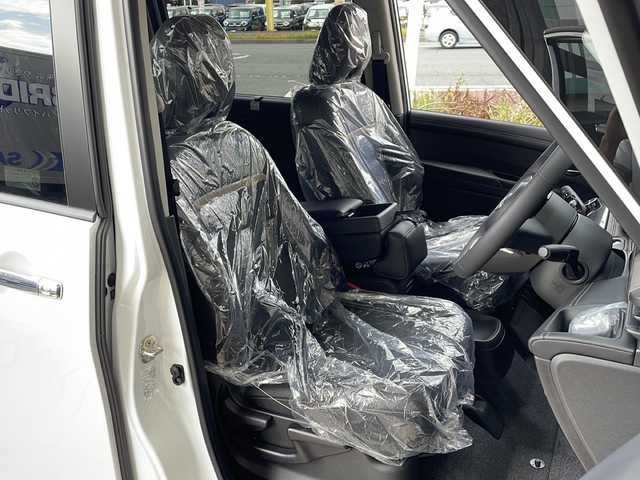 日産 セレナ e－パワー ハイウェイスター V 静岡県 2025(令7)年 0.1千km プリズムホワイト 純正ナビ/・AM/FM/・フルセグTV/・Bluetooth/・USB/・HDMI/主要装備/・アラウンドビューモニター/・デジタルインナーミラー/・ＥＴＣ２．０/・後席エアコン/・プロパイロット/・サイドカーテンエアバッグ/・両側パワスラ/・ワイヤレス充電/・オートハイビーム/・オートホールド/・ブラインドスポットモニター/・クリアランスソナー