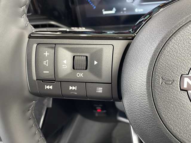 日産 セレナ e－パワー ハイウェイスター V 静岡県 2025(令7)年 0.1千km プリズムホワイト 純正ナビ/・AM/FM/・フルセグTV/・Bluetooth/・USB/・HDMI/主要装備/・アラウンドビューモニター/・デジタルインナーミラー/・ＥＴＣ２．０/・後席エアコン/・プロパイロット/・サイドカーテンエアバッグ/・両側パワスラ/・ワイヤレス充電/・オートハイビーム/・オートホールド/・ブラインドスポットモニター/・クリアランスソナー