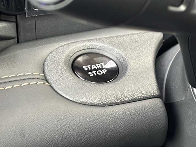 日産 セレナ e－パワー ハイウェイスター V 静岡県 2025(令7)年 0.1千km プリズムホワイト 純正ナビ/・AM/FM/・フルセグTV/・Bluetooth/・USB/・HDMI/主要装備/・アラウンドビューモニター/・デジタルインナーミラー/・ＥＴＣ２．０/・後席エアコン/・プロパイロット/・サイドカーテンエアバッグ/・両側パワスラ/・ワイヤレス充電/・オートハイビーム/・オートホールド/・ブラインドスポットモニター/・クリアランスソナー