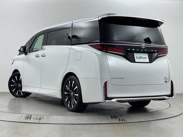 トヨタ ヴェルファイア ハイブリット エグゼクティブ ラウンジ 埼玉県 2023(令5)年 1.7万km プラチナホワイトパールマイカ 純正フリップダウンモニター/JBLプレミアムサウンド/左右独立ムーンルーフ/純正ナビ/(Bluetooth/HDMI/USB/AM/FM)/地デジフルセグ/CD/DVDキッド/全方位カメラ/前後ドライブレコーダー/ETC2.0/アダプティブクルーズコントロール/衝突軽減ブレーキ/ブラインドスポットモニター/車線逸脱警報/クリアランスソナー/オートマチックハイビーム/シートメモリー/シートヒーター・ベンチレーション/置くだけ充電/デジタルインナーミラー/パドルシフト/電子パーキングシステム/ブレーキホールド/電動格納ミラー/ウィンカーミラー/フロントフォグランプ/プッシュスタート/ステアリングリモコン/純正フロアマット/ドアバイザー/純正19インチアルミホイール