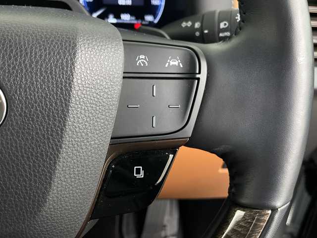 トヨタ ヴェルファイア ハイブリット エグゼクティブ ラウンジ 埼玉県 2023(令5)年 1.7万km プラチナホワイトパールマイカ 純正フリップダウンモニター/JBLプレミアムサウンド/左右独立ムーンルーフ/純正ナビ/(Bluetooth/HDMI/USB/AM/FM)/地デジフルセグ/CD/DVDキッド/全方位カメラ/前後ドライブレコーダー/ETC2.0/アダプティブクルーズコントロール/衝突軽減ブレーキ/ブラインドスポットモニター/車線逸脱警報/クリアランスソナー/オートマチックハイビーム/シートメモリー/シートヒーター・ベンチレーション/置くだけ充電/デジタルインナーミラー/パドルシフト/電子パーキングシステム/ブレーキホールド/電動格納ミラー/ウィンカーミラー/フロントフォグランプ/プッシュスタート/ステアリングリモコン/純正フロアマット/ドアバイザー/純正19インチアルミホイール