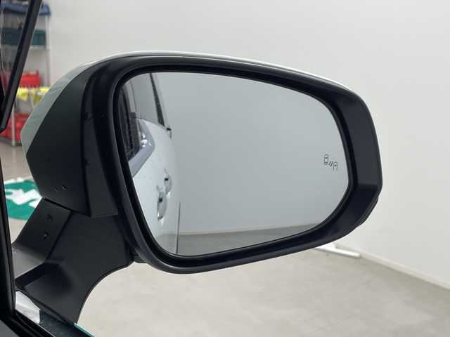 トヨタ ヴェルファイア ハイブリット エグゼクティブ ラウンジ 埼玉県 2023(令5)年 1.7万km プラチナホワイトパールマイカ 純正フリップダウンモニター/JBLプレミアムサウンド/左右独立ムーンルーフ/純正ナビ/(Bluetooth/HDMI/USB/AM/FM)/地デジフルセグ/CD/DVDキッド/全方位カメラ/前後ドライブレコーダー/ETC2.0/アダプティブクルーズコントロール/衝突軽減ブレーキ/ブラインドスポットモニター/車線逸脱警報/クリアランスソナー/オートマチックハイビーム/シートメモリー/シートヒーター・ベンチレーション/置くだけ充電/デジタルインナーミラー/パドルシフト/電子パーキングシステム/ブレーキホールド/電動格納ミラー/ウィンカーミラー/フロントフォグランプ/プッシュスタート/ステアリングリモコン/純正フロアマット/ドアバイザー/純正19インチアルミホイール