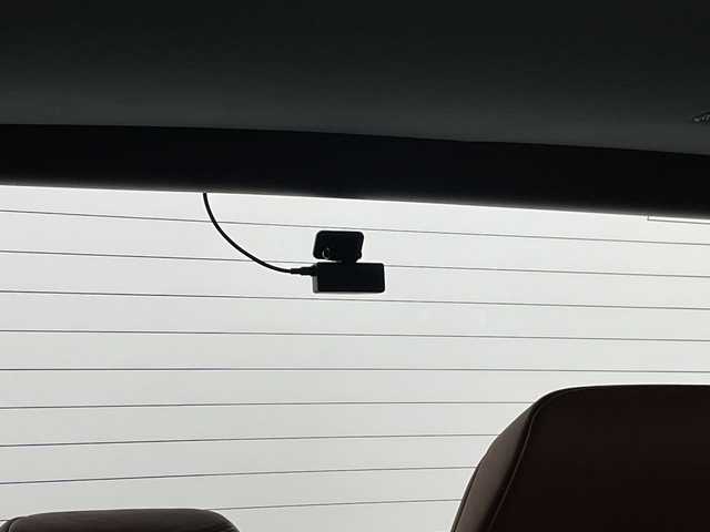 トヨタ ヴェルファイア ハイブリット エグゼクティブ ラウンジ 埼玉県 2023(令5)年 1.7万km プラチナホワイトパールマイカ 純正フリップダウンモニター/JBLプレミアムサウンド/左右独立ムーンルーフ/純正ナビ/(Bluetooth/HDMI/USB/AM/FM)/地デジフルセグ/CD/DVDキッド/全方位カメラ/前後ドライブレコーダー/ETC2.0/アダプティブクルーズコントロール/衝突軽減ブレーキ/ブラインドスポットモニター/車線逸脱警報/クリアランスソナー/オートマチックハイビーム/シートメモリー/シートヒーター・ベンチレーション/置くだけ充電/デジタルインナーミラー/パドルシフト/電子パーキングシステム/ブレーキホールド/電動格納ミラー/ウィンカーミラー/フロントフォグランプ/プッシュスタート/ステアリングリモコン/純正フロアマット/ドアバイザー/純正19インチアルミホイール